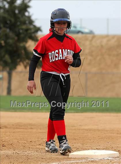 Thumbnail 1 in Rosamond vs. Bellarmine-Jefferson (Desert Classic) photogallery.