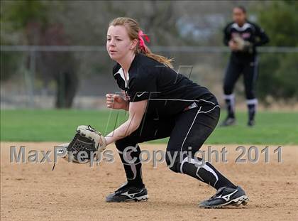 Thumbnail 1 in Rosamond vs. Bellarmine-Jefferson (Desert Classic) photogallery.