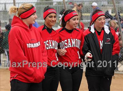 Thumbnail 3 in Rosamond vs. Bellarmine-Jefferson (Desert Classic) photogallery.