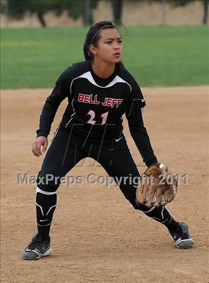 Thumbnail 3 in Rosamond vs. Bellarmine-Jefferson (Desert Classic) photogallery.