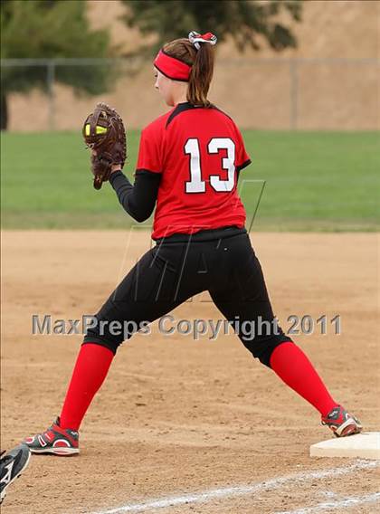 Thumbnail 1 in Rosamond vs. Bellarmine-Jefferson (Desert Classic) photogallery.