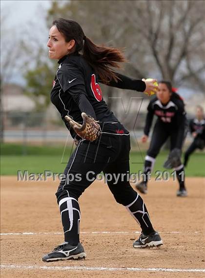 Thumbnail 1 in Rosamond vs. Bellarmine-Jefferson (Desert Classic) photogallery.