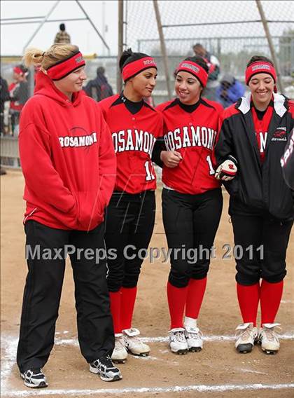 Thumbnail 2 in Rosamond vs. Bellarmine-Jefferson (Desert Classic) photogallery.
