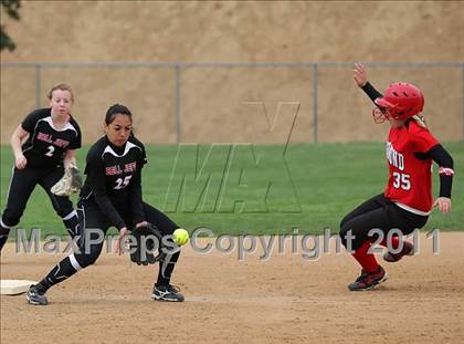 Thumbnail 1 in Rosamond vs. Bellarmine-Jefferson (Desert Classic) photogallery.