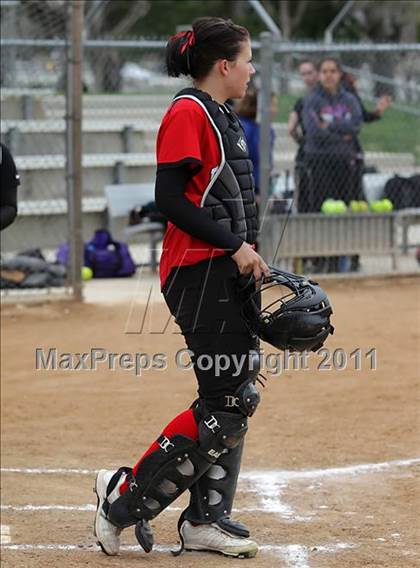 Thumbnail 2 in Rosamond vs. Bellarmine-Jefferson (Desert Classic) photogallery.