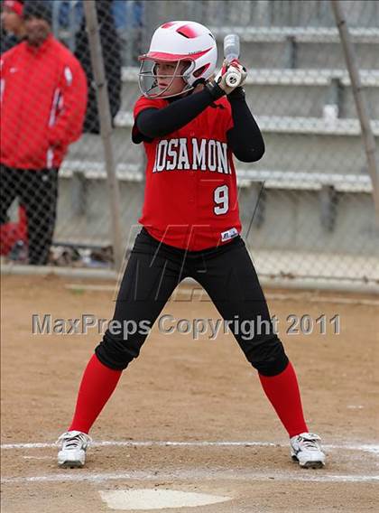 Thumbnail 3 in Rosamond vs. Bellarmine-Jefferson (Desert Classic) photogallery.