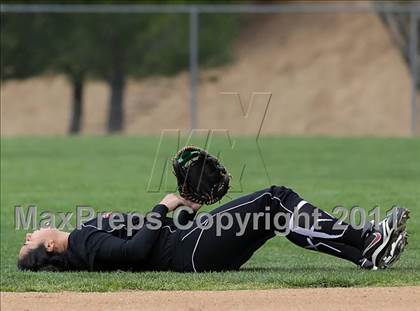 Thumbnail 1 in Rosamond vs. Bellarmine-Jefferson (Desert Classic) photogallery.
