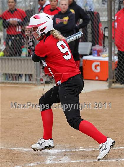 Thumbnail 3 in Rosamond vs. Bellarmine-Jefferson (Desert Classic) photogallery.