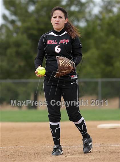 Thumbnail 1 in Rosamond vs. Bellarmine-Jefferson (Desert Classic) photogallery.