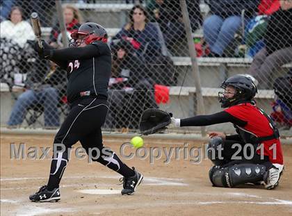 Thumbnail 3 in Rosamond vs. Bellarmine-Jefferson (Desert Classic) photogallery.