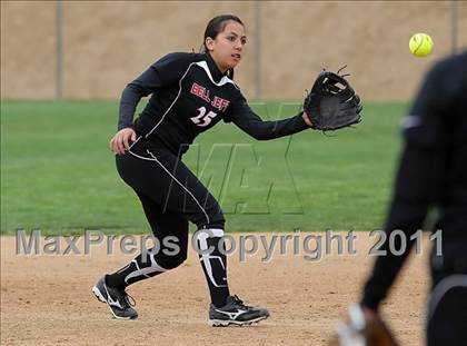 Thumbnail 1 in Rosamond vs. Bellarmine-Jefferson (Desert Classic) photogallery.