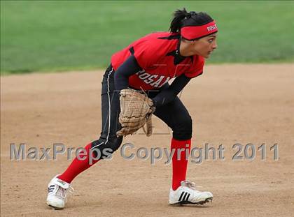 Thumbnail 3 in Rosamond vs. Bellarmine-Jefferson (Desert Classic) photogallery.
