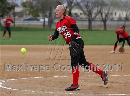 Thumbnail 1 in Rosamond vs. Bellarmine-Jefferson (Desert Classic) photogallery.