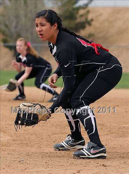 Thumbnail 1 in Rosamond vs. Bellarmine-Jefferson (Desert Classic) photogallery.