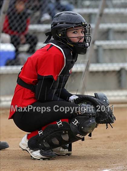 Thumbnail 3 in Rosamond vs. Bellarmine-Jefferson (Desert Classic) photogallery.