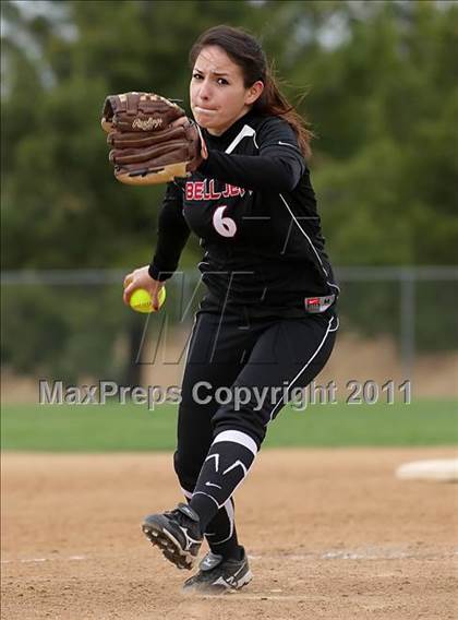 Thumbnail 3 in Rosamond vs. Bellarmine-Jefferson (Desert Classic) photogallery.