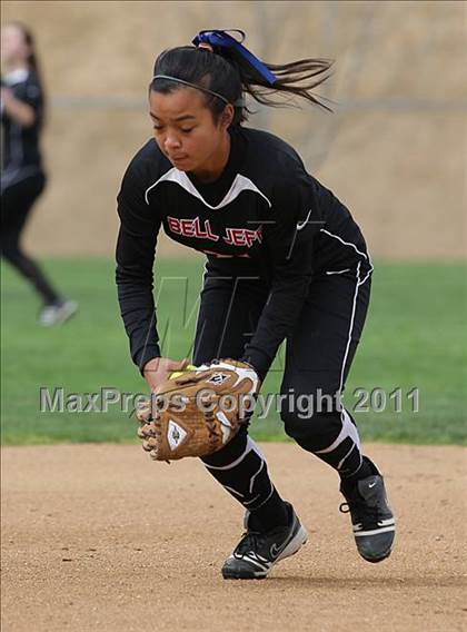Thumbnail 2 in Rosamond vs. Bellarmine-Jefferson (Desert Classic) photogallery.