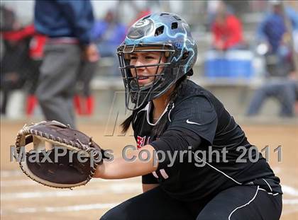 Thumbnail 3 in Rosamond vs. Bellarmine-Jefferson (Desert Classic) photogallery.