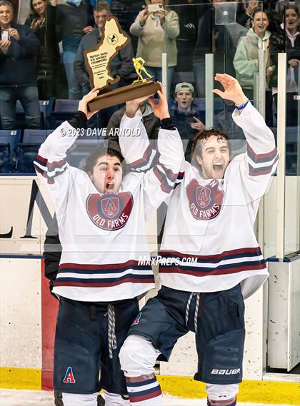 Thumbnail 2 in Avon Old Farms vs. Cushing Academy (NEPSAC Elite 8 Final) photogallery.