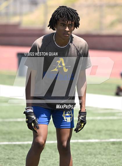 Thumbnail 2 in Mission Viejo vs. Bishop Amat (South County Tournament) photogallery.