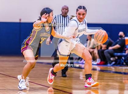 Thumbnail 2 in Maryknoll vs Waiakea (Imua Invitational) photogallery.