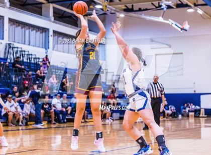Thumbnail 3 in Maryknoll vs Waiakea (Imua Invitational) photogallery.