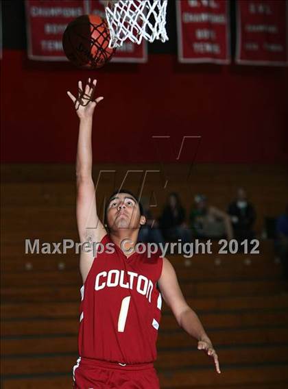 Thumbnail 2 in Twentynine Palms vs. Colton (MaxPreps Holiday Classic) photogallery.