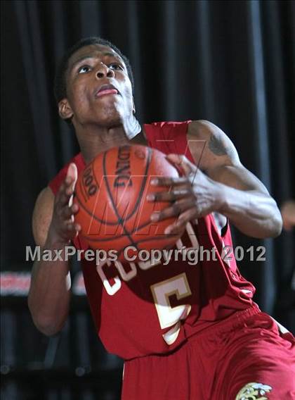 Thumbnail 2 in Twentynine Palms vs. Colton (MaxPreps Holiday Classic) photogallery.