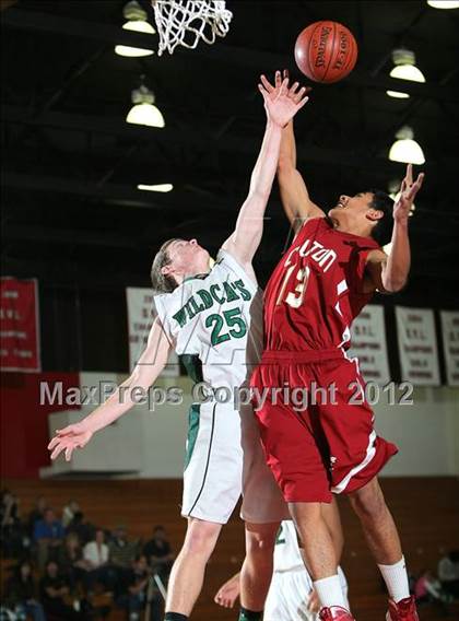 Thumbnail 1 in Twentynine Palms vs. Colton (MaxPreps Holiday Classic) photogallery.