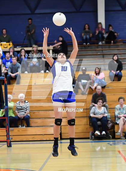 Thumbnail 2 in Northwest Christian vs. Snowflake (AIA D3 Semifinal) photogallery.