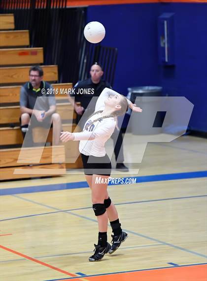 Thumbnail 2 in Northwest Christian vs. Snowflake (AIA D3 Semifinal) photogallery.
