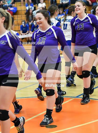 Thumbnail 1 in Northwest Christian vs. Snowflake (AIA D3 Semifinal) photogallery.