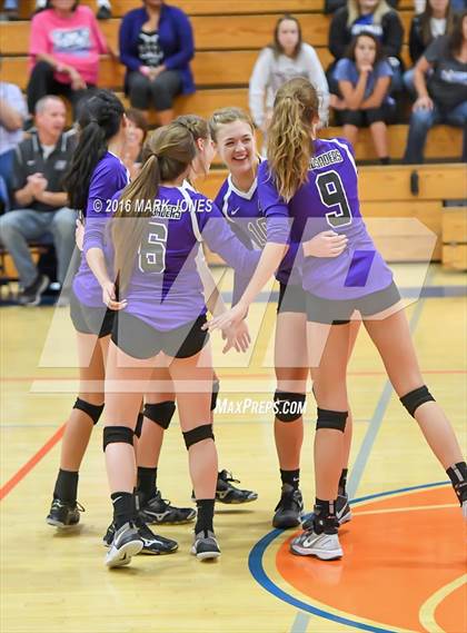 Thumbnail 2 in Northwest Christian vs. Snowflake (AIA D3 Semifinal) photogallery.