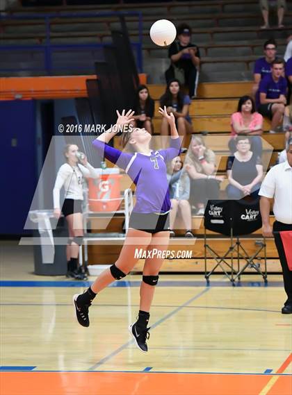 Thumbnail 3 in Northwest Christian vs. Snowflake (AIA D3 Semifinal) photogallery.