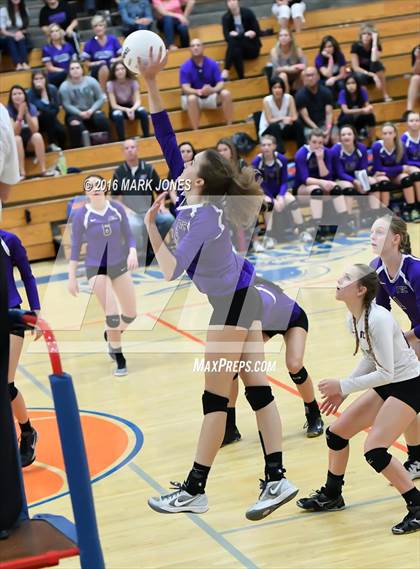 Thumbnail 3 in Northwest Christian vs. Snowflake (AIA D3 Semifinal) photogallery.