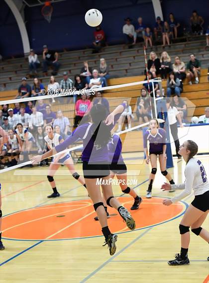 Thumbnail 2 in Northwest Christian vs. Snowflake (AIA D3 Semifinal) photogallery.