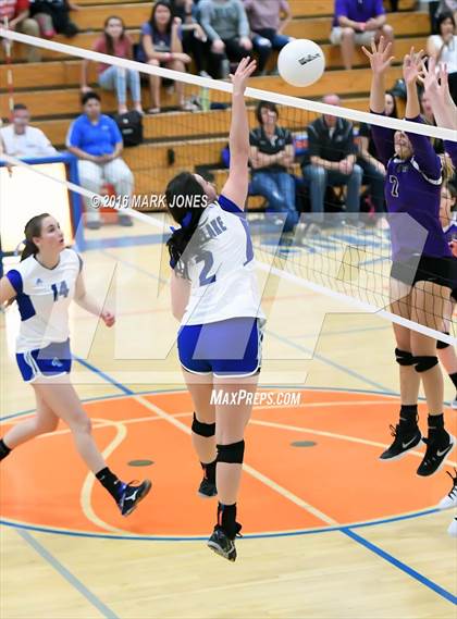 Thumbnail 3 in Northwest Christian vs. Snowflake (AIA D3 Semifinal) photogallery.