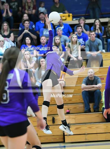 Thumbnail 1 in Northwest Christian vs. Snowflake (AIA D3 Semifinal) photogallery.
