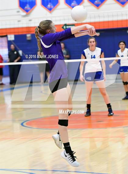 Thumbnail 2 in Northwest Christian vs. Snowflake (AIA D3 Semifinal) photogallery.
