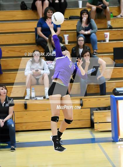 Thumbnail 3 in Northwest Christian vs. Snowflake (AIA D3 Semifinal) photogallery.