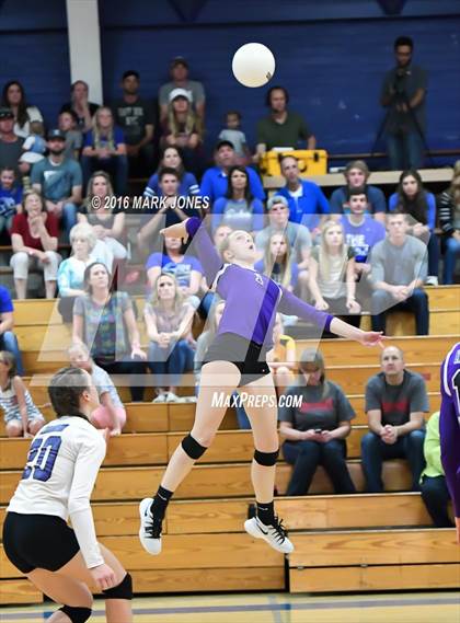 Thumbnail 1 in Northwest Christian vs. Snowflake (AIA D3 Semifinal) photogallery.