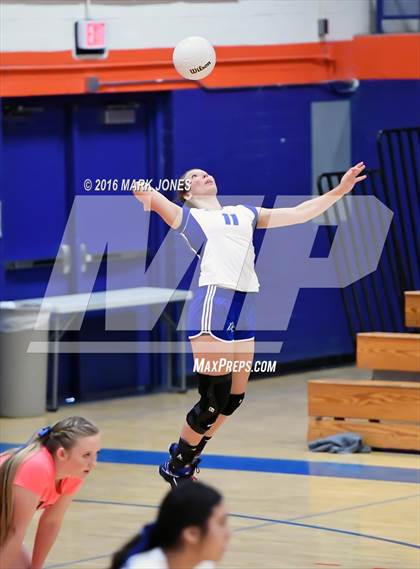 Thumbnail 1 in Northwest Christian vs. Snowflake (AIA D3 Semifinal) photogallery.