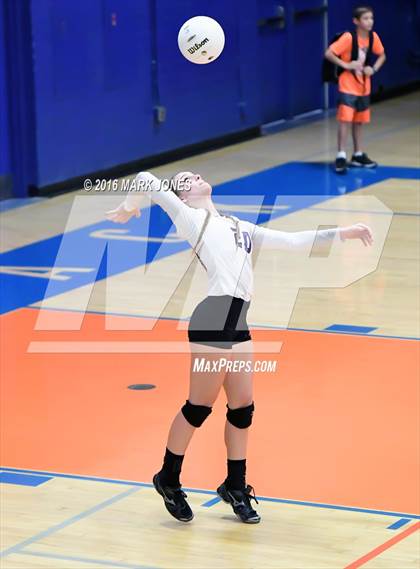 Thumbnail 3 in Northwest Christian vs. Snowflake (AIA D3 Semifinal) photogallery.