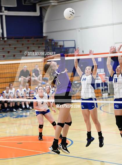 Thumbnail 1 in Northwest Christian vs. Snowflake (AIA D3 Semifinal) photogallery.