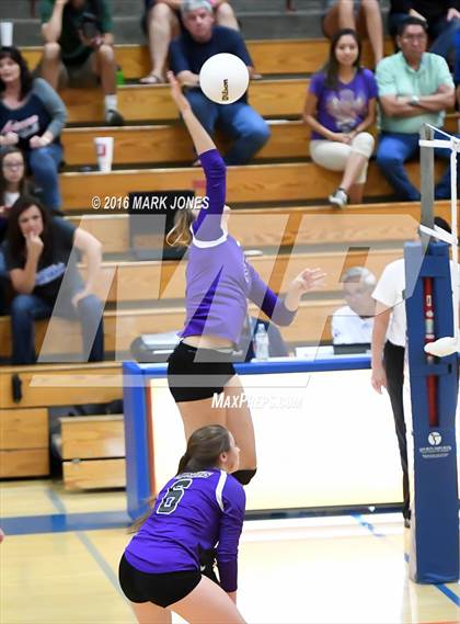 Thumbnail 3 in Northwest Christian vs. Snowflake (AIA D3 Semifinal) photogallery.