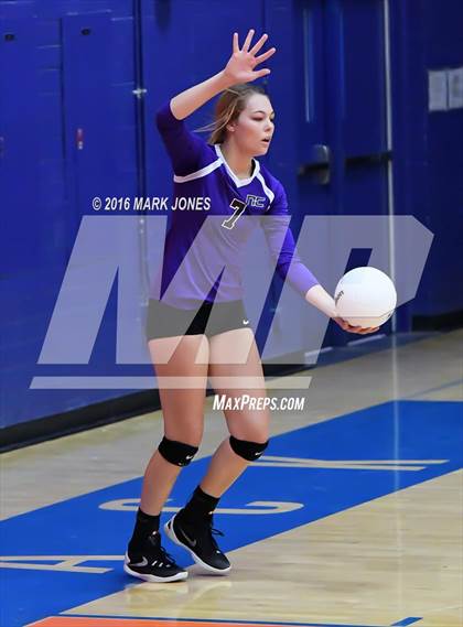 Thumbnail 2 in Northwest Christian vs. Snowflake (AIA D3 Semifinal) photogallery.