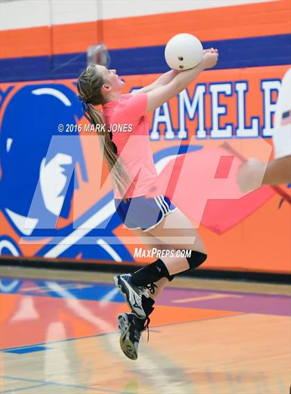 Thumbnail 2 in Northwest Christian vs. Snowflake (AIA D3 Semifinal) photogallery.