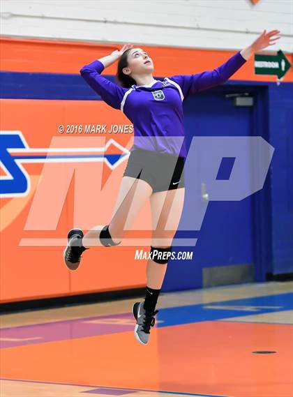 Thumbnail 3 in Northwest Christian vs. Snowflake (AIA D3 Semifinal) photogallery.
