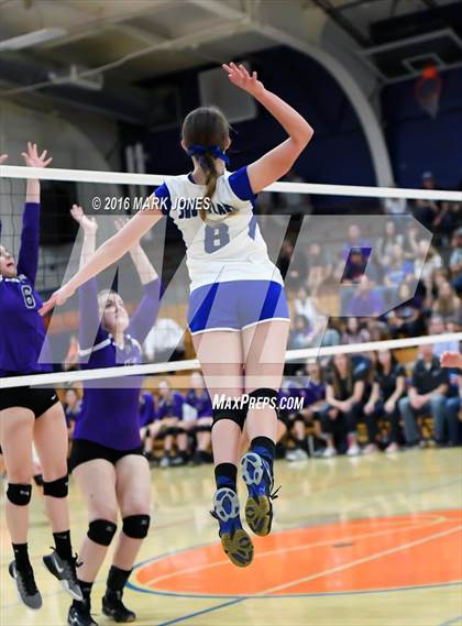 Thumbnail 3 in Northwest Christian vs. Snowflake (AIA D3 Semifinal) photogallery.