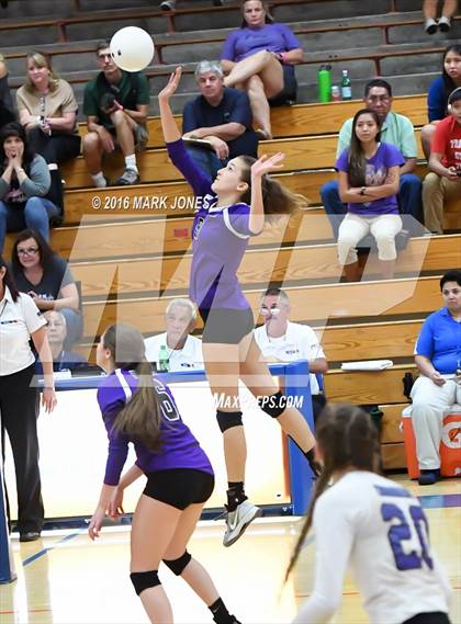 Thumbnail 2 in Northwest Christian vs. Snowflake (AIA D3 Semifinal) photogallery.